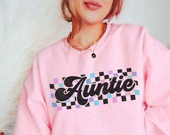 Retro Auntie Sweatshirt Checkered Auntie Crewneck, Aunt Sweater, New Auntie Gift, Retro Auntie Shirt, Cool Auntie Birthday Gift From Niece