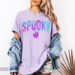 Comfort Colors® Retro Preppy Spooky Bat Shirt, Trendy Iridescent Halloween Tee, Holographic Aesthetic Bats Tee, Rainbow Y2K Bat Lover Gift Orchid
