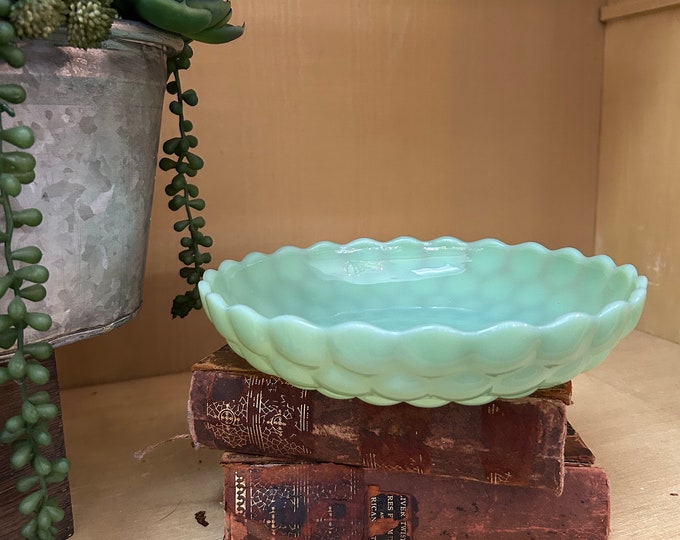 Fire King Jadeite Bubble Bowl. Collectible Fire King Jadeite Bubble