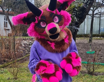 Teilweise vorgefertigter Fursuit