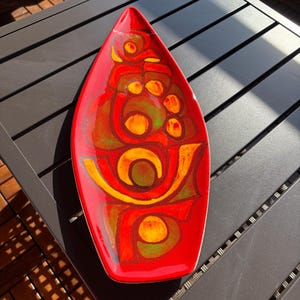 Grote 17-inch Poole-aardewerk Delphis-speerschotel, in huidige staat, Poole-aardewerk voor verzamelingen, MCM keramische salontafel consolekom