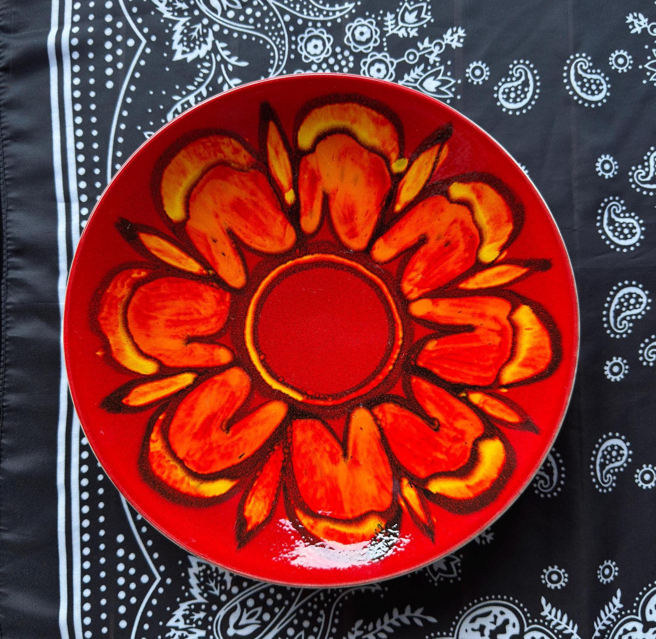Assiette Collector Poole Pottery - Grès Fait Main - Finition Soignée