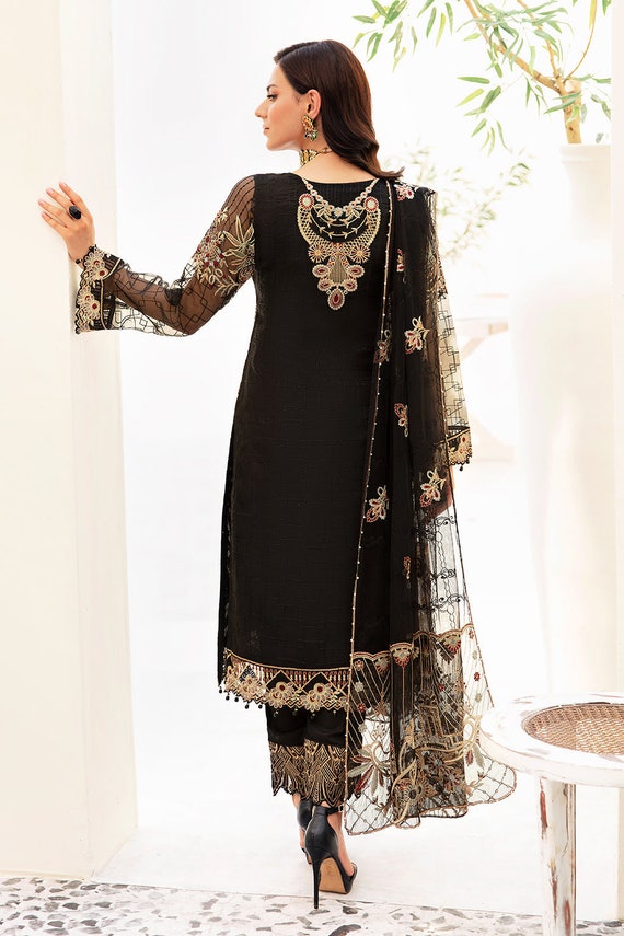 Salwar Kameez Black Dress Pakistani Simple Shaamifashions Embroidered Black  Salwar Kameez: Indian Pakistani Wedding Outfit