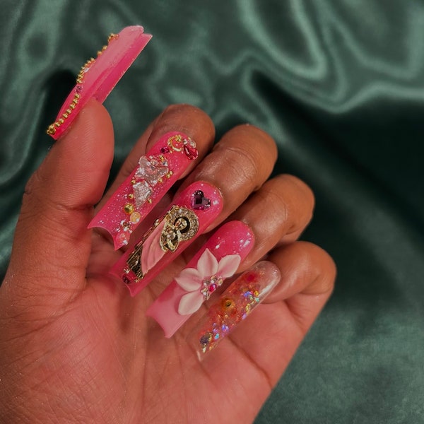 Press Ons - Luxury Nails - Blinged Nails - Pink Nails - Tiktok Nails - Extendo Nails - Press On Nails - Acrylic Press Ons - Nail Art