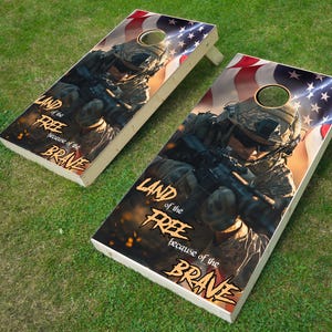 Cornhole Wrap | Download digital | Terra da liberdade | Bandeira americana | Militar | Militar dos EUA | Soldado | Fabricante de tabuleiro de cornhole |