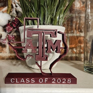 Texas A&M: Texas Logo Stand with/without Engraving