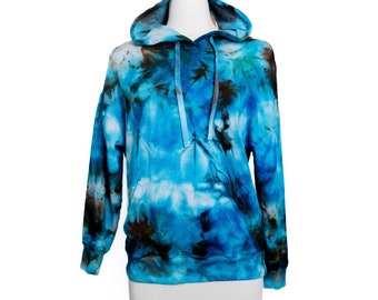 Women's Blue and Brown size Medium Extra Comfortable Ice Dyed/Tie Dye Buffalo Hoodie Perfect for Winter