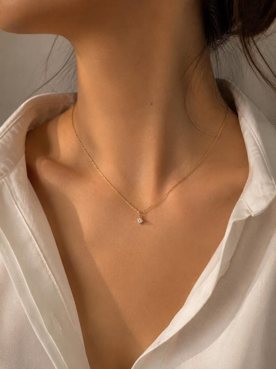 Zarte Edelstahl Halskette Gold mit Zirkonia Anhänger | Minimalistische Damenkette | Feine Goldkette | Waterproof Schmuck | Geschenk für Frau
