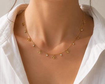 Delicate Evil Eye Necklace in Gold – Boho Nazar Eye Necklace with Cubic Zirconia Pendants – Minimalist Women's Necklace, Gift for Her