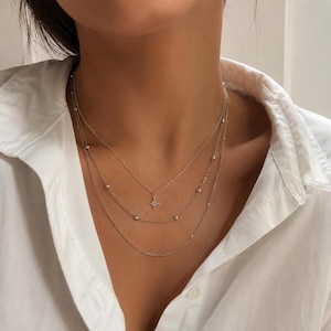 Flerskiktat halsband i rostfritt stål, silver | Halsband i lager med stjärnhänge | Minimalistiskt halsband för kvinnor | Present till henne