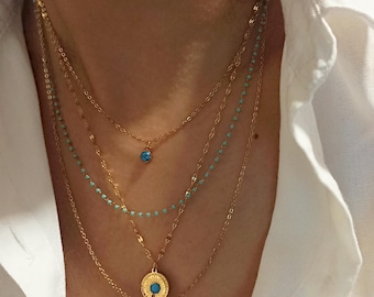 Collier à plusieurs rangs en acier inoxydable doré et turquoise – Bijou bohème • Collier à plusieurs rangs • Cadeau pour femme