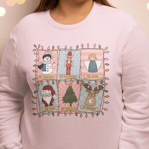 Felpa natalizia con carte dei tarocchi, camicia natalizia con tarocchi retrò, fantasma di Babbo Natale, regalo di Natale, camicia dell'albero di Natale della stagione