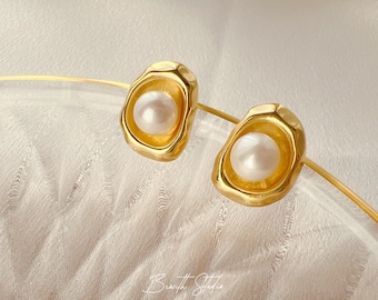 Knopfförmige Perlenohrringe | Süßwasserperlen Ohrringe | Ohrstecker | Minimalistische Ohrringe | Hochzeitsschmuck | Jubiläumsgeschenk