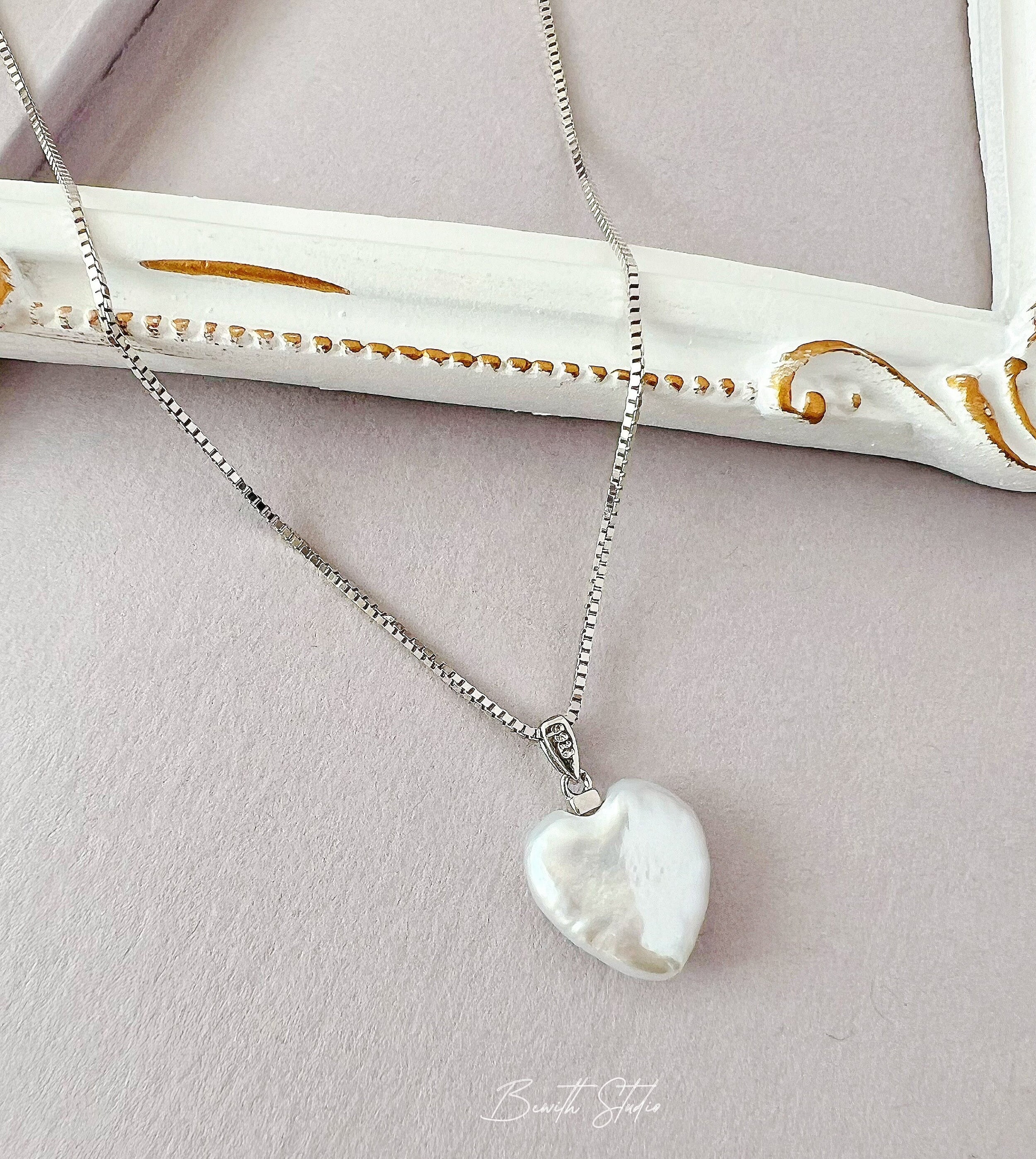 Heart-shaped Pearl Necklace in S925 Silver, Elegant