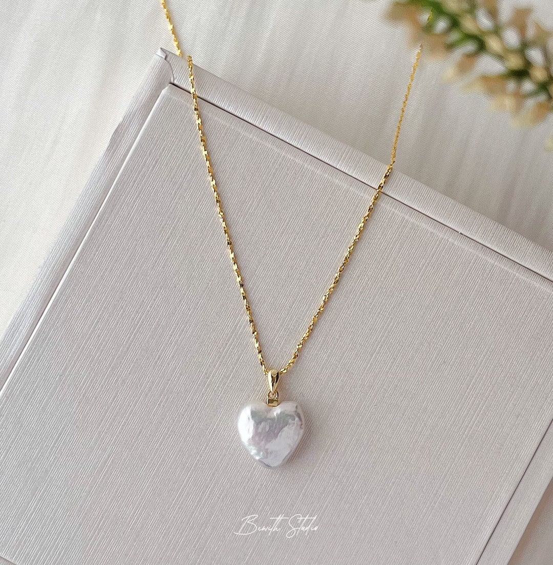 S925 Silver Romantic Colorful Photo Projection Necklace Heart Shaped Pendant Necklace