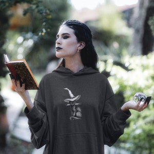 Cat in Witches Hat Halloween Fall Hoodie / Cálida sudadera con capucha de temporada para los amantes de los gatos / Jersey de algodón para los amantes de los felinos y los entusiastas de Halloween