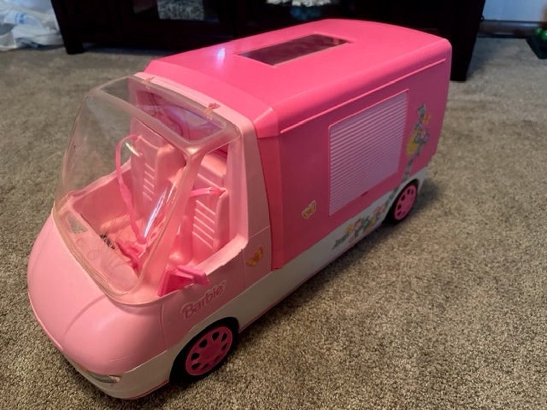 1996 barbie store camper