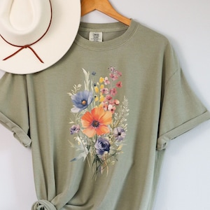Vintage Cottagecore Shirt, Pressed Flowers Shirt, Goblincore Shirt, Boho Wildflower Shirt, Wildflower Pattern, Green Witch Shirt, Watercolor