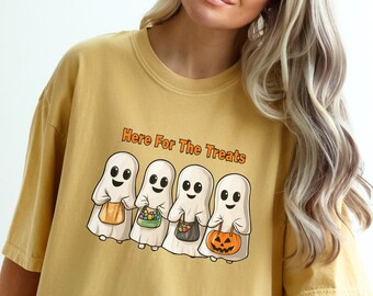 Comfort Colors® Halloween Ghost Shirt, Retro Ghost Shirt, Women's Halloween Shirt, Cute Fall Shirt, Spooky Season Shirt, Gift For Halloween