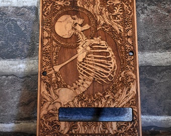 SSS / HSS Wooden Tremolo Bridge Cover Backplate for Strato Guitar, Human Skeleton Design