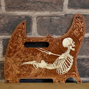 Holz Pick-guard - Laser gravierte menschliche Skelett Design Kratzplatte für E-Gitarre, einzigartiges Telecas Gitarrenzubehör