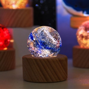 Custom Galaxy Crystal Ball Light, Personalized Planet Night Lamp, 3D Engraved Sky Night Light, LED Star Night Light, Space Planet Desk Lamp