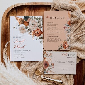 Faire-part de mariage orange brûlé avec code QR, TÉLÉCHARGEMENT IMMÉDIAT, suite d'invitations florales, RSVP pour tous, parure de mariage en terre cuite - EP009