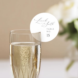 Plaatskaart champagnefluit, INSTANT DOWNLOAD, naamkaartje wijnglas, bruiloft gunst cirkel zitplaatsen kaarten, minimalistische bruiloft naamkaartjes - EP100