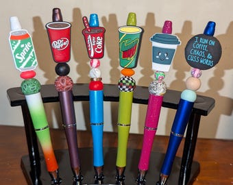 Stylos à bille sur le thème des boissons