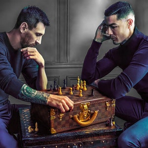 messi und ronaldo schach plakat, messi und ronaldo druck wandkunst messi cr7 kunst geschenk für ihn fussball fussball WM 2022 ronaldo messi - A4 - 100x140 cm.