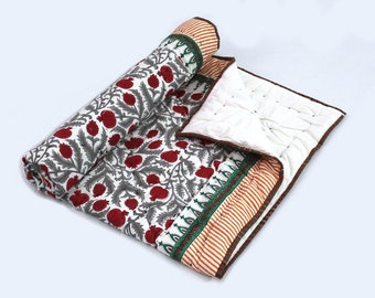 Couette traditionnelle en coton pour nouveau-né pour bébé, travail à la main, couette Kantha, jetée à imprimé floral indien, couvre-lit ethnique pour tout-petit, confortable pour bébé