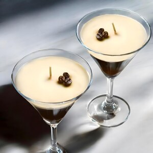 Realistic Coffee Scent for Cocktail & Coffee Lovers - Luxurious Espresso Martini Candle