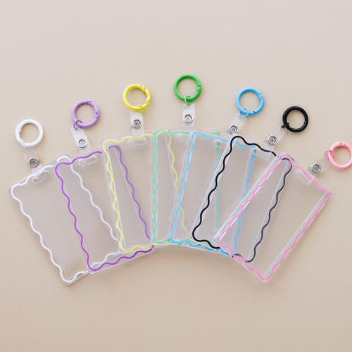 WEBEEDY 2 Pcs Heart Shape Acrylic Photocard Holder Keychain - Clear Card Protector With Wrist Coil