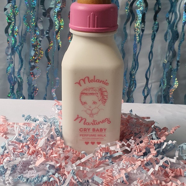 Melanie Martinez Crybaby parfum geïnspireerde fles