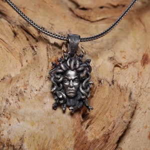 Medusa  Head 925 Sterling Silver Pendant, Gorgon Medusa Pendant