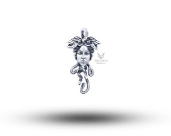 Medusa Gorgon Snakes 925 sterling silver Pendant