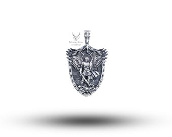 St Michael Peiercing Devil 925 Sterling Silver Pendant