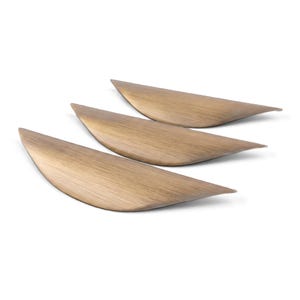 Brushed brass leaf cabinet handles: modern furniture hardware