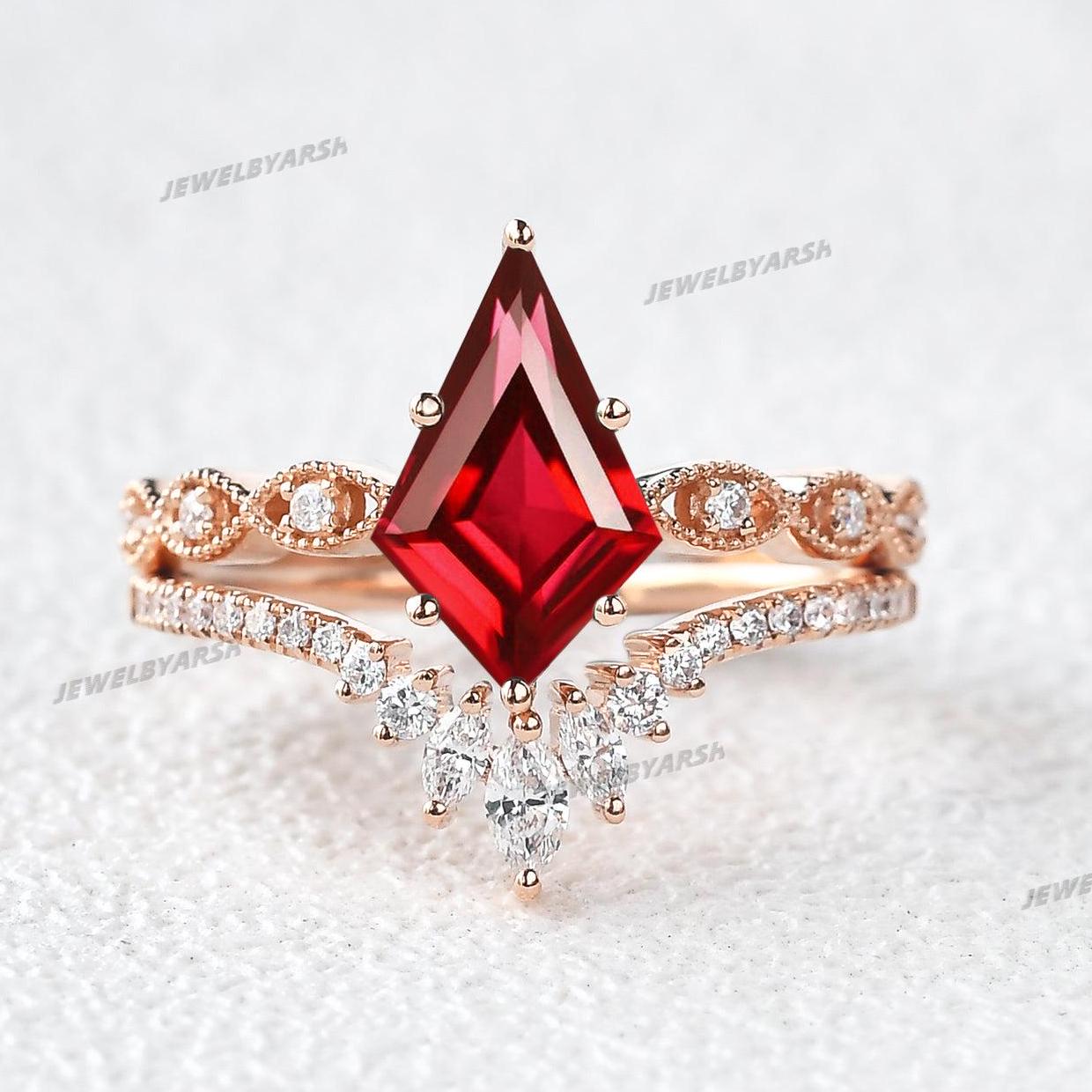 Kite Red Ruby Ring Set, Art Deco Silver Bridal Promise Ring, Red Ruby Jewelry, Unique Engagement Ring, Layered Wedding Jewelry