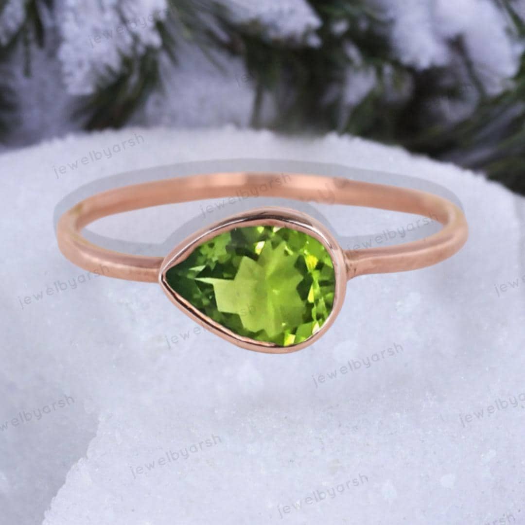Pear Shape Green Peridot Ring, Single Gemstone Ring, August Birthstone Promise Ring, Gold Wedding Jewelry, Simple Design Ring, Gift For Love
