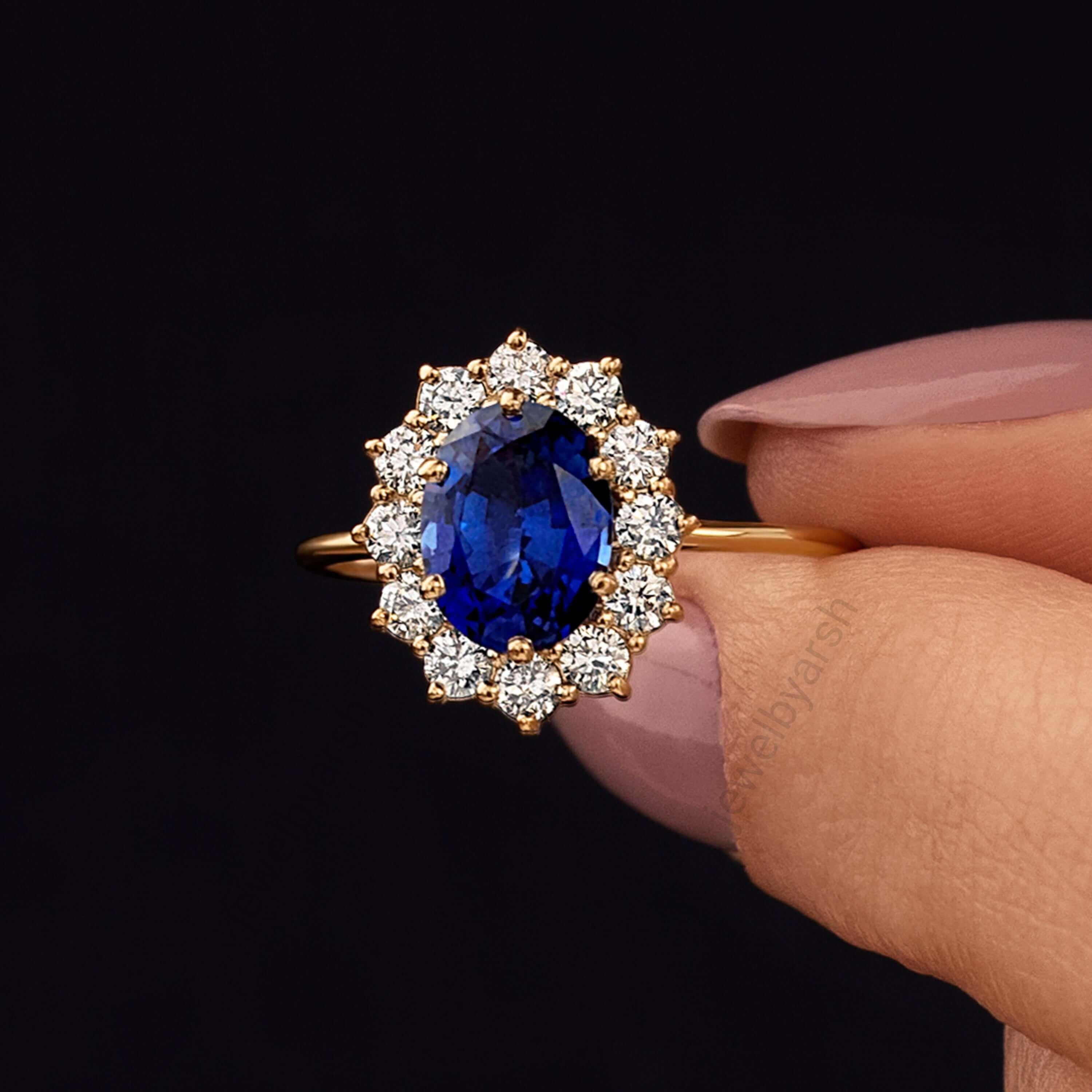 Oval Blue Sapphire Ring, 14K Yellow Gold Halo Ring, Oval Blue Sapphire Halo Ring With Diamond, Blue Sapphire Ring ,Gemstone Anniversary Gift