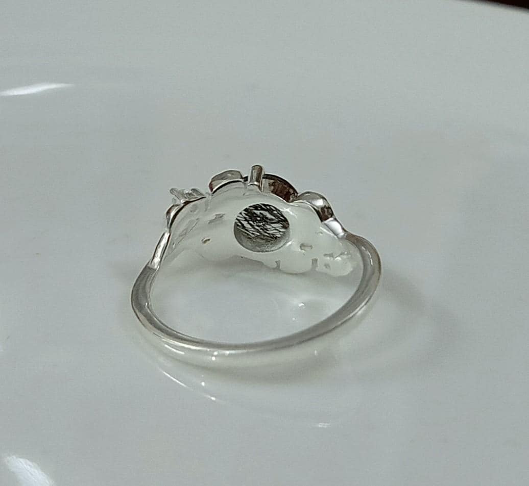 Salt & Pepper Round Cut Engagement Ring: Sterling Silver Leaf Band, Finger Wear