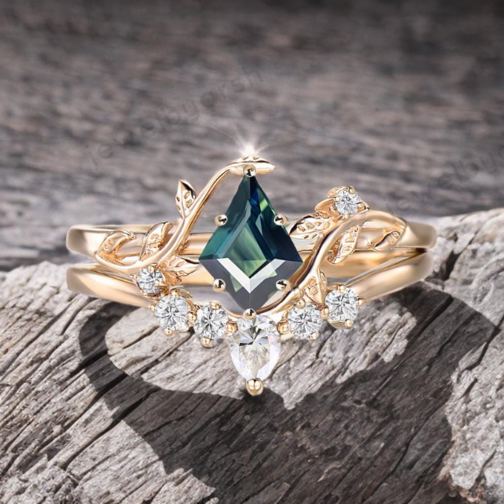 Kite Cut Green Sapphire Ring, Leaf Inspired Engagement Ring, Green Sapphire Bridal Jewelry, Moissanite & CZ Diamond Ring