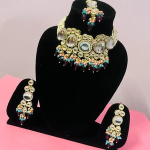 Conjunto de gargantilla Kundan/gargantilla con pendientes/maangtika/kundan jhumka/collar kundan/gargantilla/gargantillas/conjunto de gargantilla para mujer/gargantilla de novia