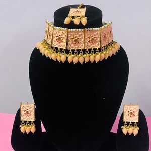 Conjunto de gargantilla Kundan/gargantilla con pendientes/maangtika/kundan jhumka/collar kundan/gargantilla/gargantillas/conjunto de gargantilla para mujer/gargantilla de novia