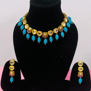 Conjunto de gargantilla Kundan/gargantilla con pendientes/maangtika/kundan jhumka/collar kundan/gargantilla/gargantillas/conjunto de gargantilla para mujer/gargantilla de novia