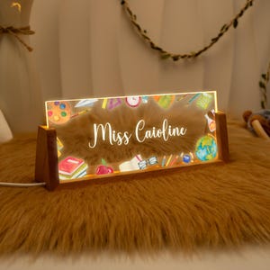 Placa de escritorio personalizada para profesor, letrero de acrílico iluminado, regalo de agradecimiento para profesor, decoración LED de oficina