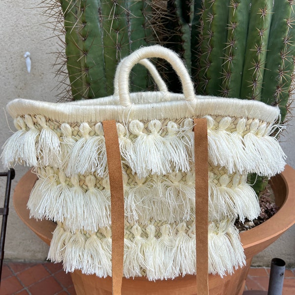 Panier "Pompons"