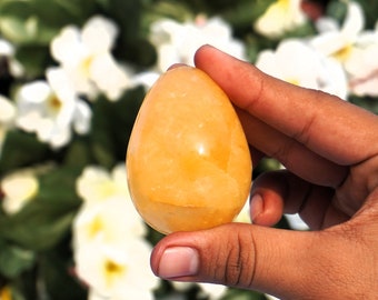 Golden Healer Quartz Egg: High Vibration Meditation Stone (60x40 MM)