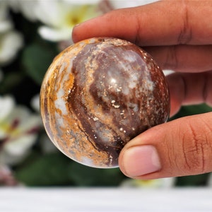 Esfera de piedra de jaspe oceánico amarillo, 55 mm, metafísica, meditación, calidad extra, esfera de piedra curativa de cristal natural.